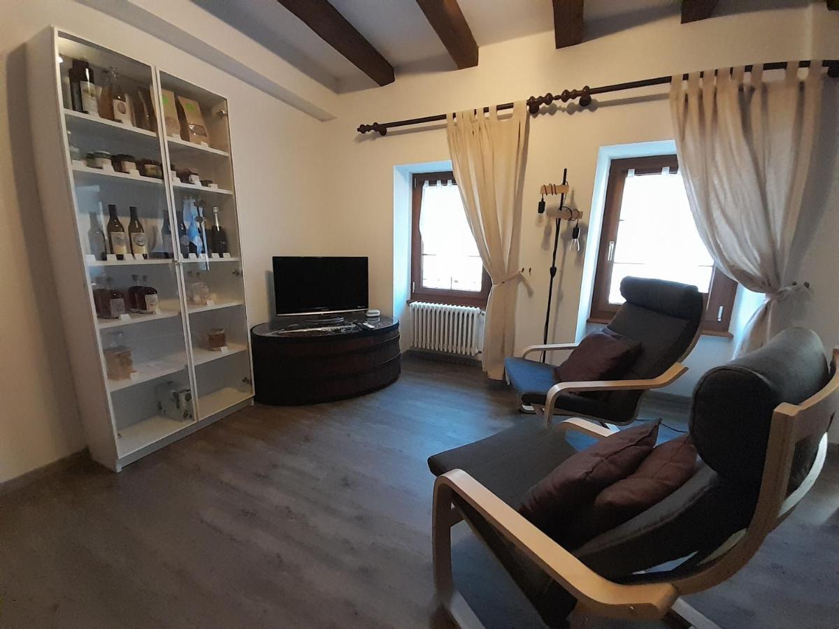 Studio Chez Un Vigneron Au Village Au 2Eme Etage Sans Ascenseur Вилньов Екстериор снимка