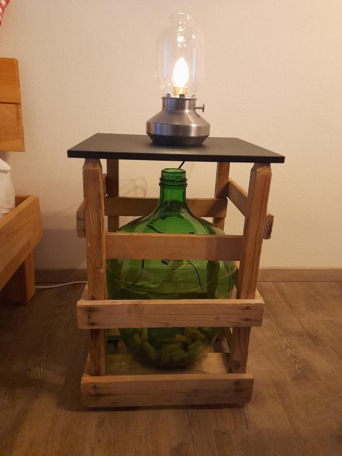 Studio Chez Un Vigneron Au Village Au 2Eme Etage Sans Ascenseur Вилньов Екстериор снимка